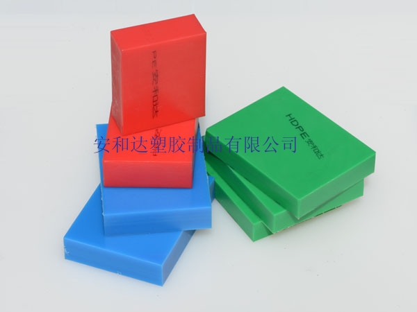 PE板為什么需要做多點(diǎn)錨固？